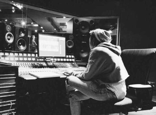 18 razões pelas quais um músico precisa de um produtor musical